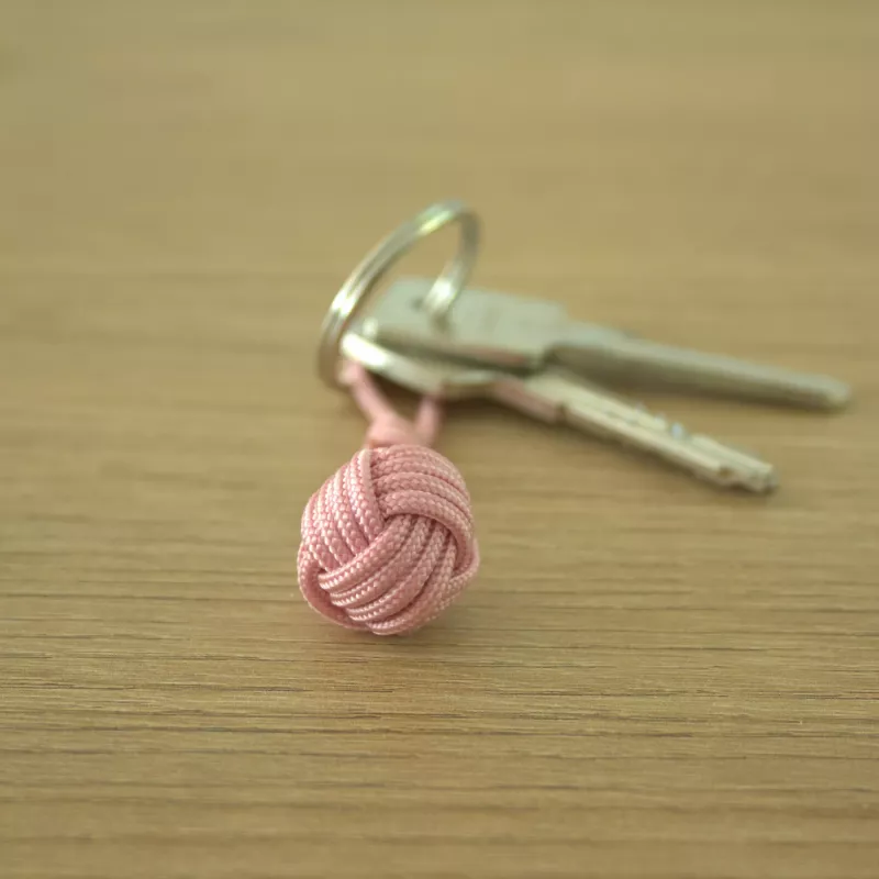 Porte-Clé Rose Pastel en Pomme de Touline – Douceur Marine