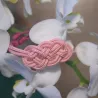 Bracelet Nœud de Carrick Rose – Paracord Artisanal