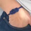 Bracelet Nœud de Carrick Bleu Marine – Élégance Marin & Artisanat