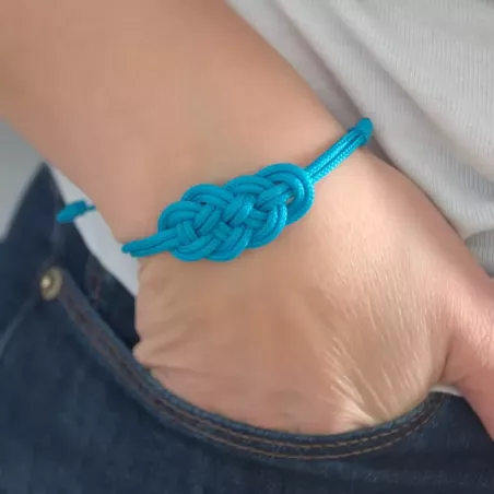 Bracelet Nœud de Carrick Bleu Clair – Paracord Résistant – Fait Main France