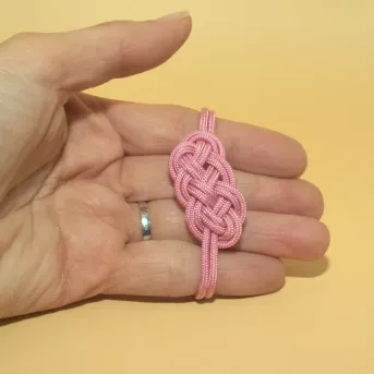 Bracelet Nœud de Carrick Rose – Paracord Artisanal