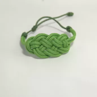Bracelet Nœud de Carrick Vert Feuille – Paracord Résistant – Artisanat Français