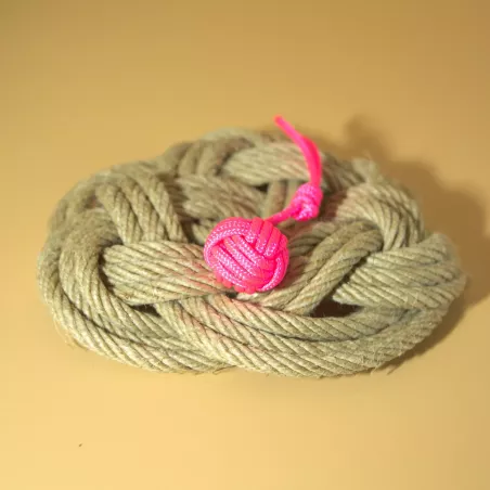 Porte-Clé bleu en Pomme de Touline – Élégance Romantique